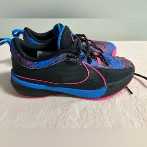 Nike - ZOOM FREAK 5 GS 'EMERGING POWERS' - Size 5Y